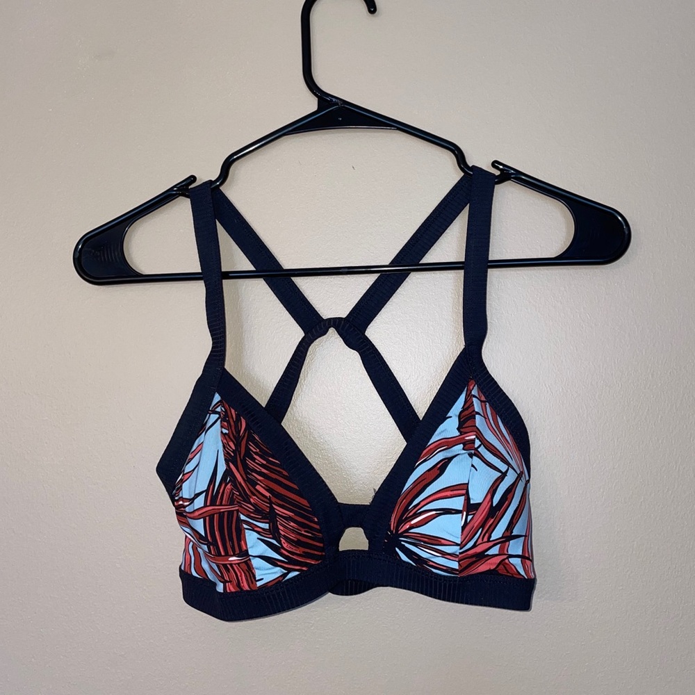 Hurley Bikini Top. Small. Super comfortable.
